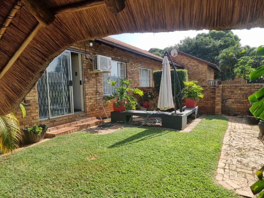 3 Bedroom Property for Sale in Safari Gardens North West